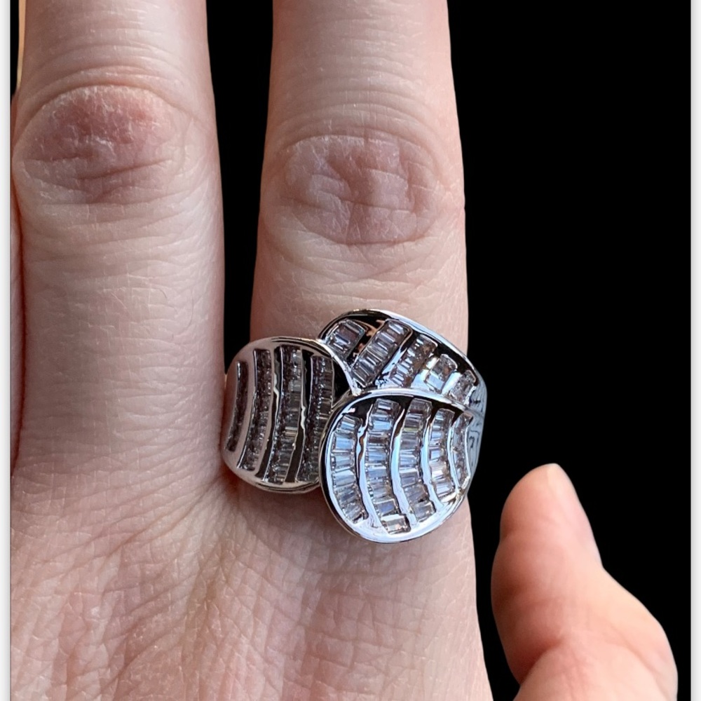 3 FOLDS CUBIC ZIRCONIA RING - Picture 5 of 7